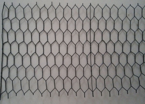 Giống Lưới kim loại hình lục giác tráng PVC 0,5m 13mm