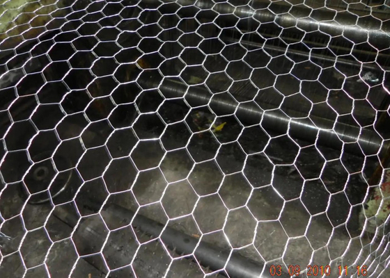 Dệt kim loại mạ kẽm 0,7mm Lưới lục giác kim loại 1 &quot;X 1&quot; Bwg22